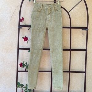 Cyndi Velvet Skinny pants